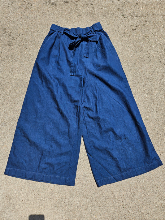 Lightweight Denim Culotte Gaucho with Tie Belt and Belt Loops Pockets-Small