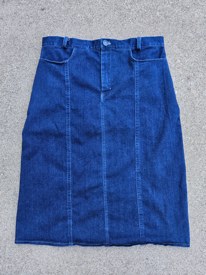 Modest Panel Denim skirt size 12 Denim Knit Dark Blue