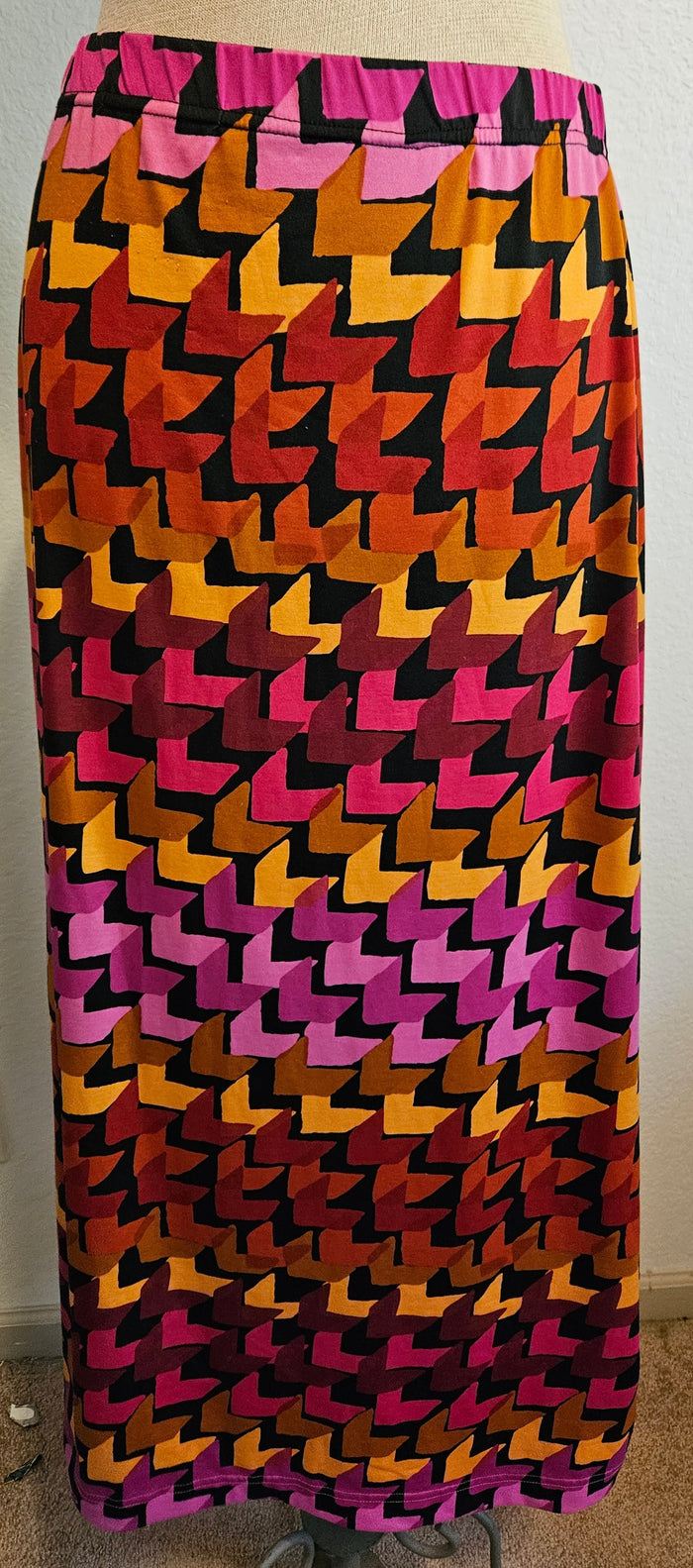 Maxi Skirt Fucia Orange and Brown zig print (stretchy) Medium