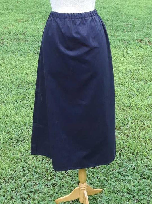 Calf length Navy twill skirt no slit -Size 2XL NO pockets