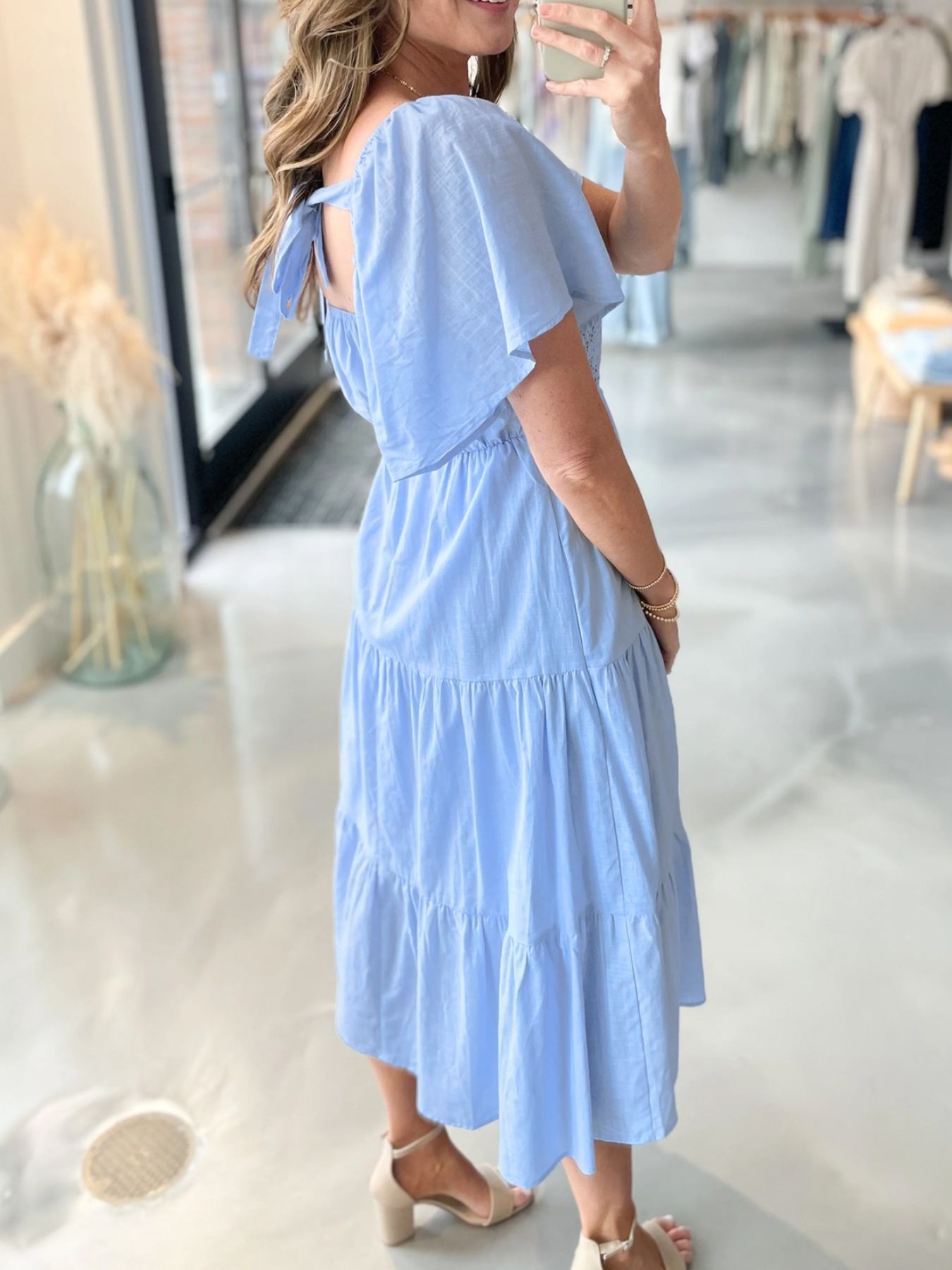 d0126946-5bc9-4c05-bc3f-a74dedfce3f0-Max