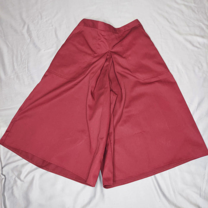 Culottes Box Pleat  - Cranberry Size 6