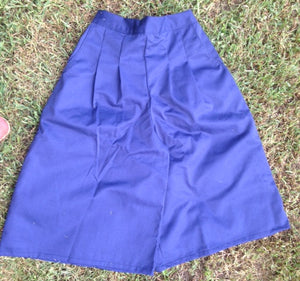 Front pleat culotte in Navy