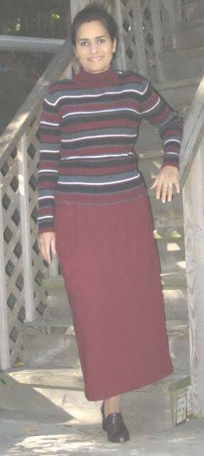 Long Straight Knit Skirt With Kick Pleat