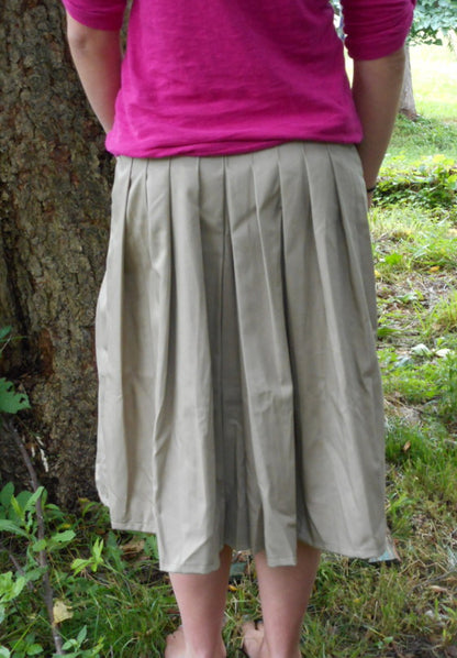 girls culotte full pleat back view